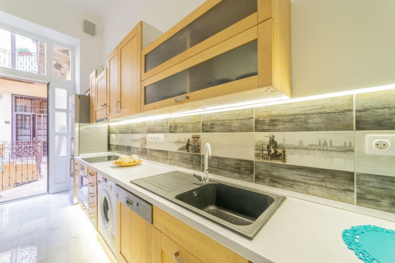 Budapest Luxury Apartments Ab Exterior photo